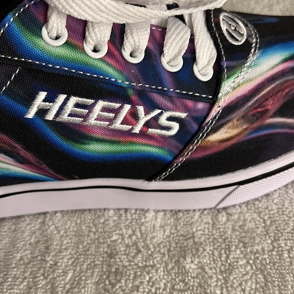 Heelys tennis shoes - Picture 6 of 10